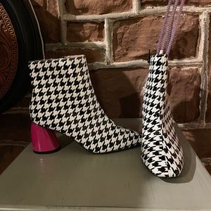 Betsey Johnson booties